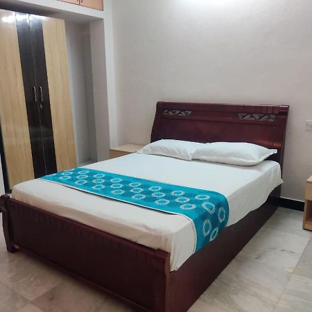 Roshini Serviced Apartments Chennai Dış mekan fotoğraf